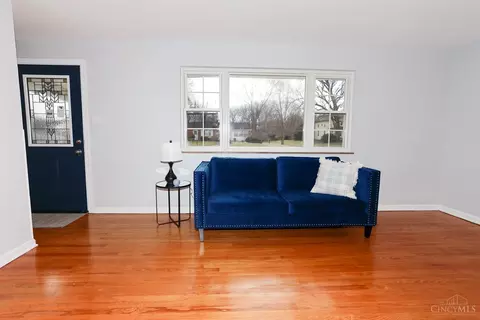 Living - 136 Riddle Rd, Woodlawn, OH 45215 photo 2 of 2