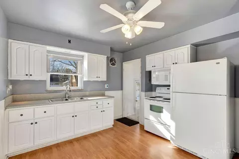 Kitchen - 1631 Marilyn Ln, Cincinnati, OH 45231 photo 1 of 2
