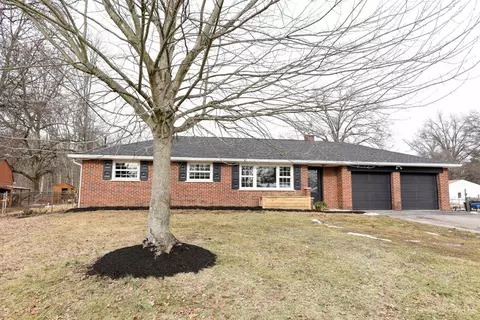 452 Breezy Ln, Cincinnati, OH 45244