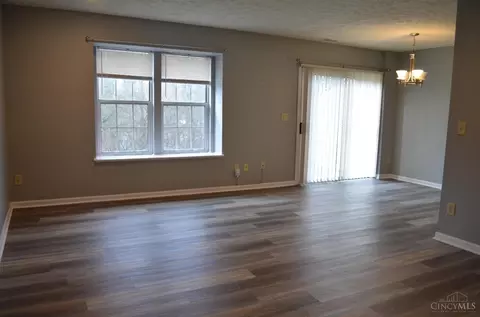 Living - 5609 Regimental Pl, Cincinnati, OH 45239 photo 1 of 3