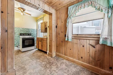3480 Vine St, Cincinnati, OH 45220 photo 10
