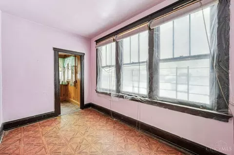 3480 Vine St, Cincinnati, OH 45220 photo 8