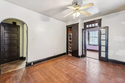 3480 Vine St, Cincinnati, OH 45220 photo 7
