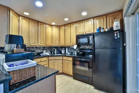 9760 Playtime Ln, Cincinnati, OH 45231 photo 10