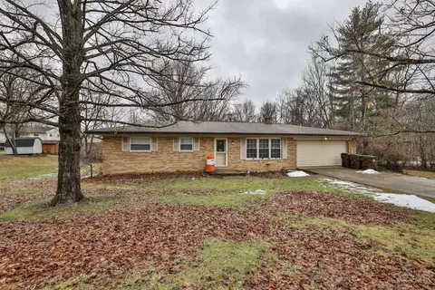 9760 Playtime Ln, Cincinnati, OH 45231 photo 2