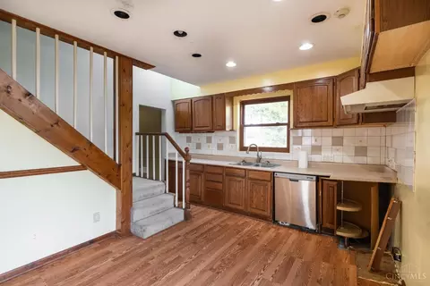 8056 St Rt 48, Maineville, OH 45039 photo 14