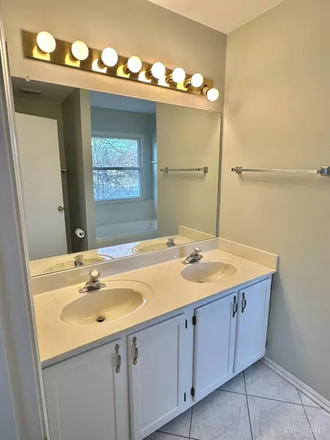 6806 Sandharbor Ct, Hamilton Township, OH 45039 photo 19