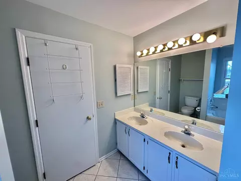 6806 Sandharbor Ct, Hamilton Township, OH 45039 photo 14