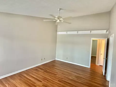 6806 Sandharbor Ct, Hamilton Township, OH 45039 photo 10