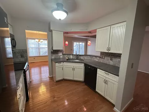 6806 Sandharbor Ct, Hamilton Township, OH 45039 photo 29
