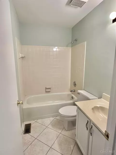 6806 Sandharbor Ct, Hamilton Township, OH 45039 photo 20