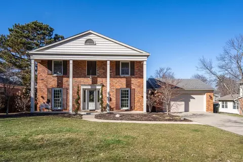 5314 Autumnwood Dr, Cincinnati, OH 45242