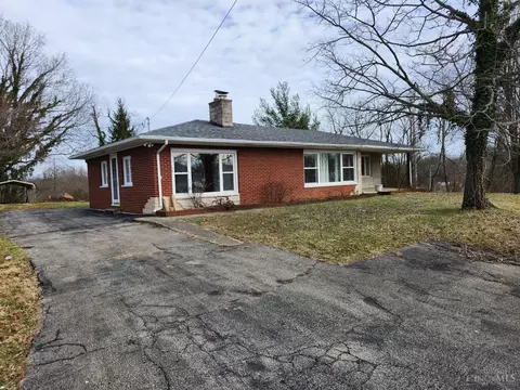 104 Yankee St, Sardinia, OH 45171