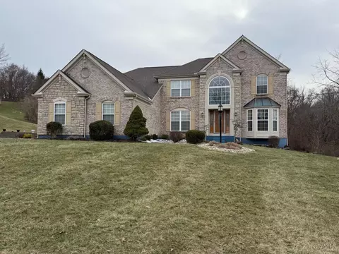 615 Coleberry Ct, Cleves, OH 45002