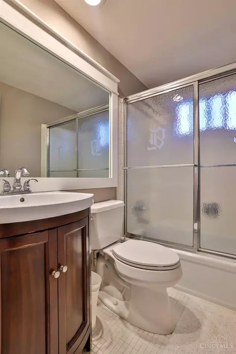 1289 Linneman Rd, Cincinnati, OH 45238 photo 22