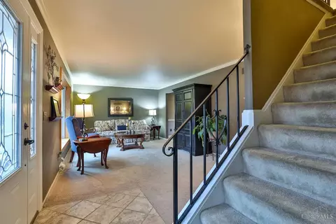 1289 Linneman Rd, Cincinnati, OH 45238 photo 5