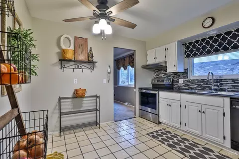 1289 Linneman Rd, Cincinnati, OH 45238 photo 16