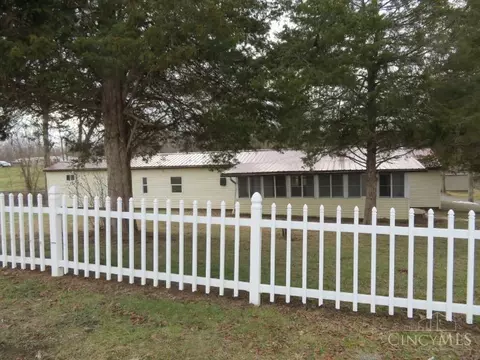 12433 Ringer Ln, Leesburg, OH 45135