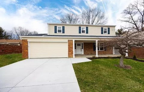8472 Holiday Hills Dr, Cincinnati, OH 45255