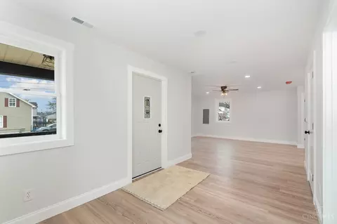 Entry Way - 119 Grove St, Blanchester, OH 45107 photo 1 of 4