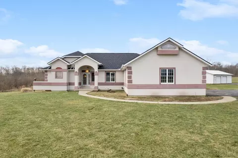 1964 Bethel New Hope Rd, Bethel, OH 45106
