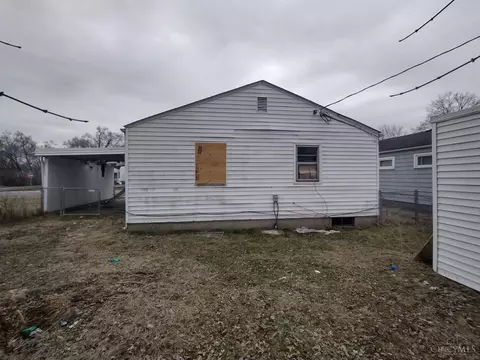 Exterior - 1098 Corwin Ave, Hamilton, OH 45015 photo 2 of 2