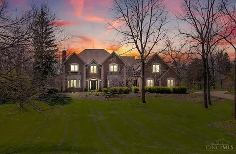 146 Stone Creek Dr, Oxford, OH 45056