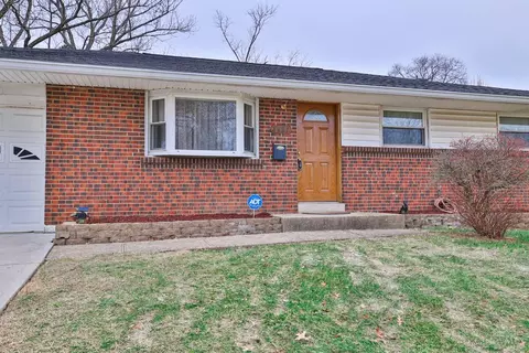 Exterior - 2487 Aquarius Dr, Cincinnati, OH 45231 photo 3 of 8