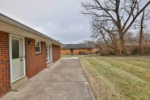 Exterior - 2487 Aquarius Dr, Cincinnati, OH 45231 photo 5 of 8
