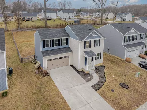 195 Wooded Ridge Dr, Amelia, OH 45102