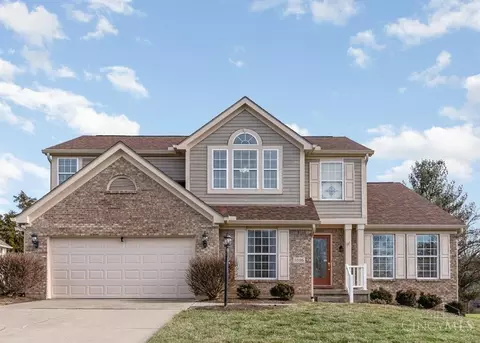 1096 Castlebay Dr, Cincinnati, OH 45245
