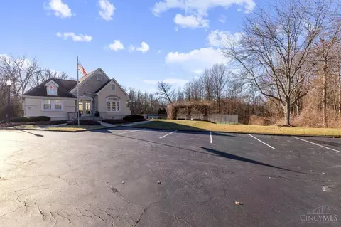 446 Napa Ct, Cincinnati, OH 45255 photo 32