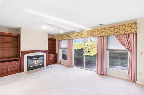 446 Napa Ct, Cincinnati, OH 45255 photo 7