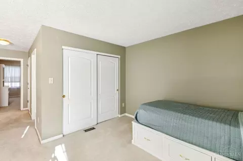 446 Napa Ct, Cincinnati, OH 45255 photo 22