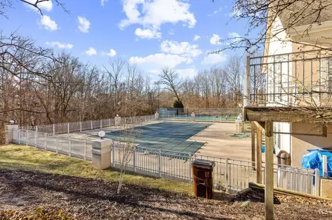 446 Napa Ct, Cincinnati, OH 45255 photo 33