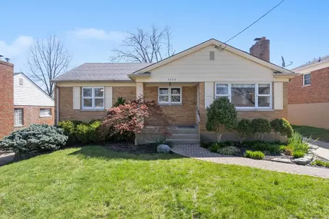5422 Cindy Ln, Cincinnati, OH 45239