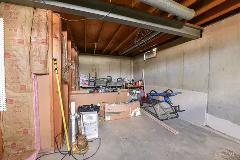 2033 Exeter St, Hamilton, OH 45015 photo 14