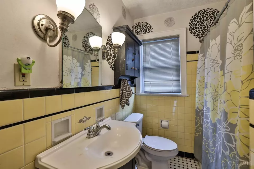  4110 Schenck Ave, Deer Park, OH 45236 photo 13