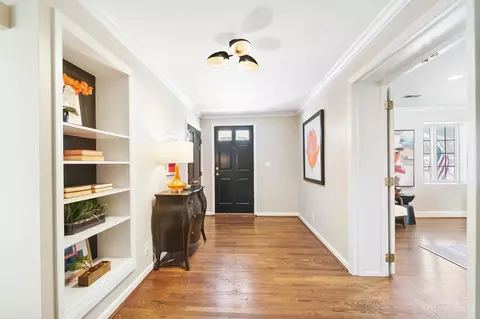 Entry Way - 7405 Demar Rd, Cincinnati, OH 45243 photo 2 of 6