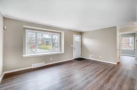 Living - 8685 Wicklow Ave, Cincinnati, OH 45236 photo 2 of 4