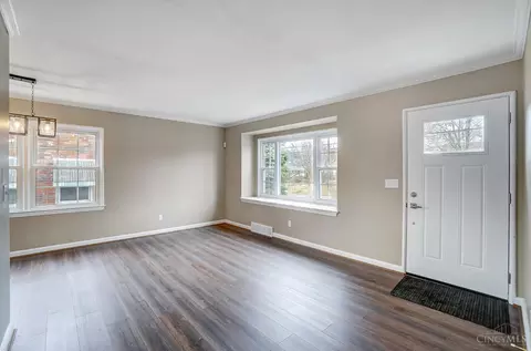 Living - 8685 Wicklow Ave, Cincinnati, OH 45236 photo 1 of 4