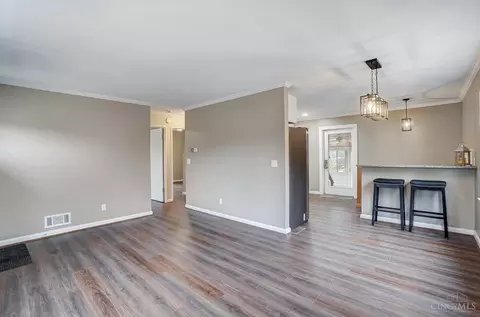 Living - 8685 Wicklow Ave, Cincinnati, OH 45236 photo 3 of 4