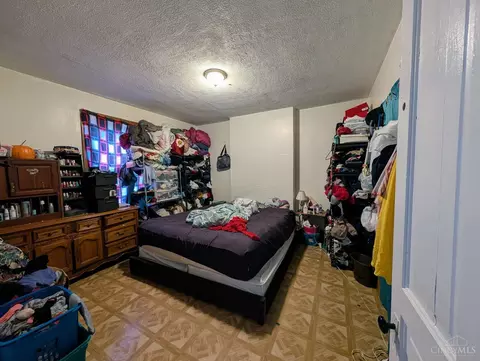 Bedroom - 121 Sixty Eighth St, Cincinnati, OH 45216 photo 1 of 1