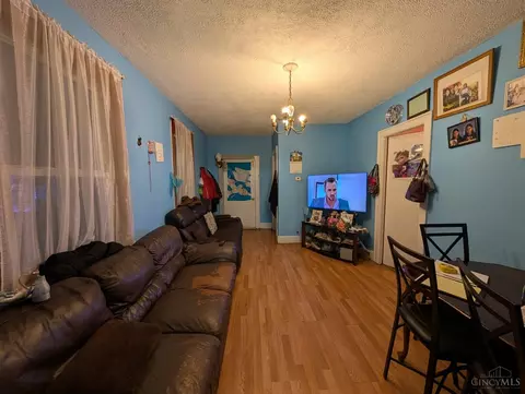 Other - 121 Sixty Eighth St, Cincinnati, OH 45216 photo 3 of 11