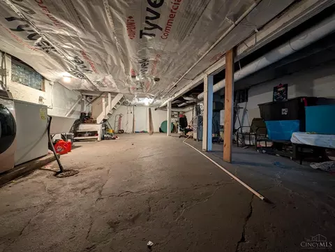Other - 121 Sixty Eighth St, Cincinnati, OH 45216 photo 6 of 11