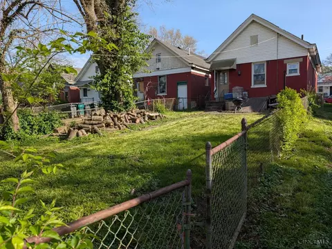 Exterior - 121 Sixty Eighth St, Cincinnati, OH 45216 photo 5 of 5