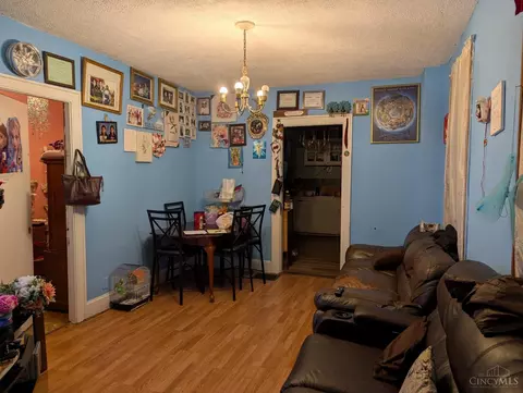 Other - 121 Sixty Eighth St, Cincinnati, OH 45216 photo 4 of 11