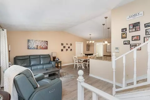 262 Forest Ave, Batavia, OH 45103 photo 4