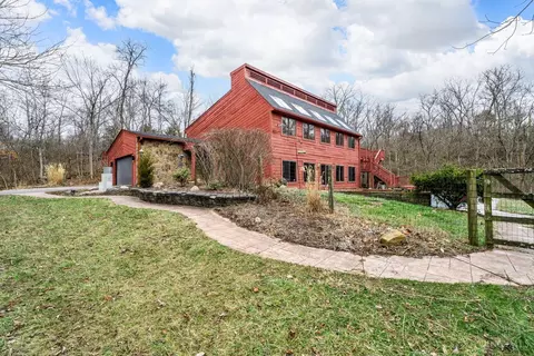 3201 Crest Rd, Colerain Twp, OH 45251