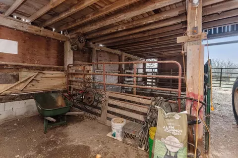 725 Oak Leaf Rd, Clay Twp, OH 45154 photo 35